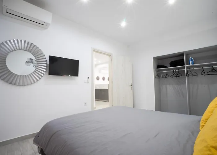 Rodini House * Rhodes City